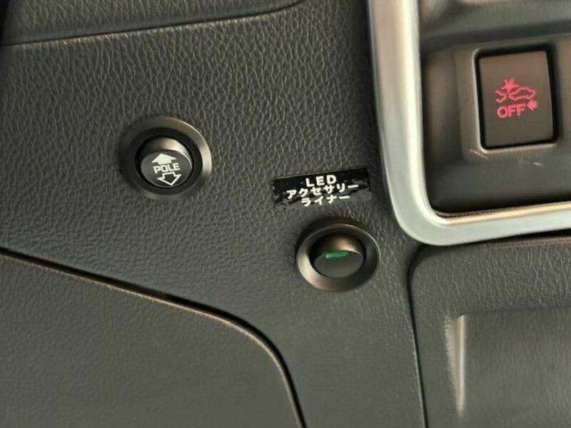 LEGACY B4