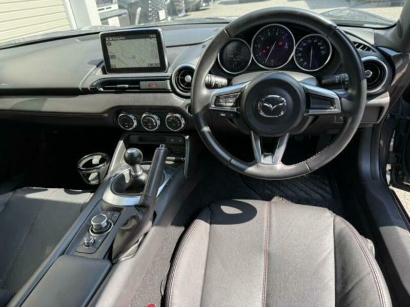 ROADSTER