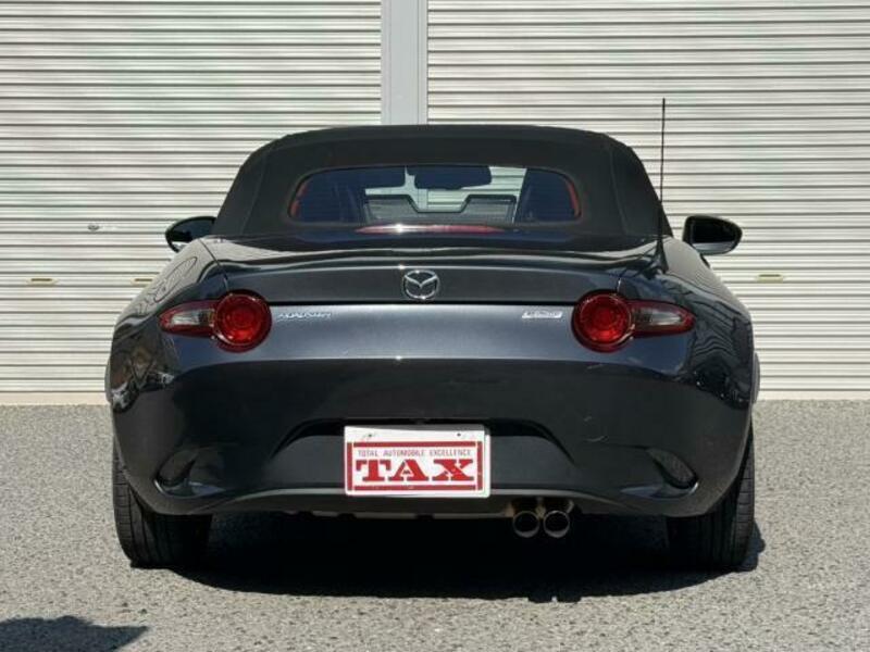 ROADSTER