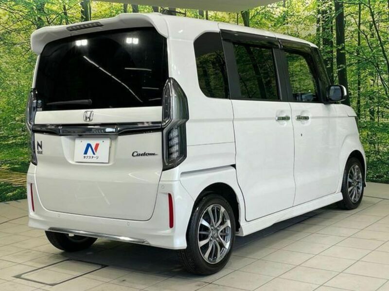 N BOX CUSTOM