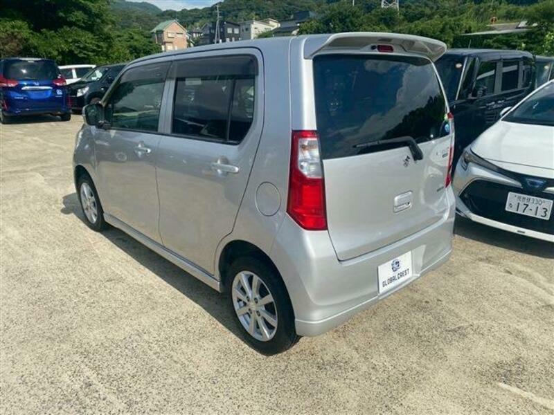 WAGON R