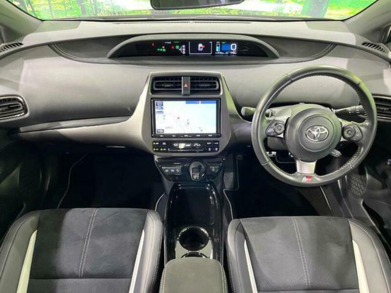PRIUS PHV