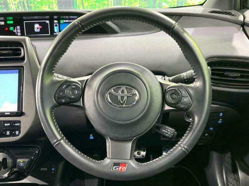 PRIUS PHV