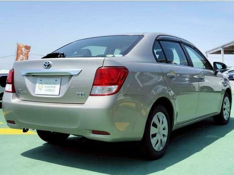 COROLLA AXIO