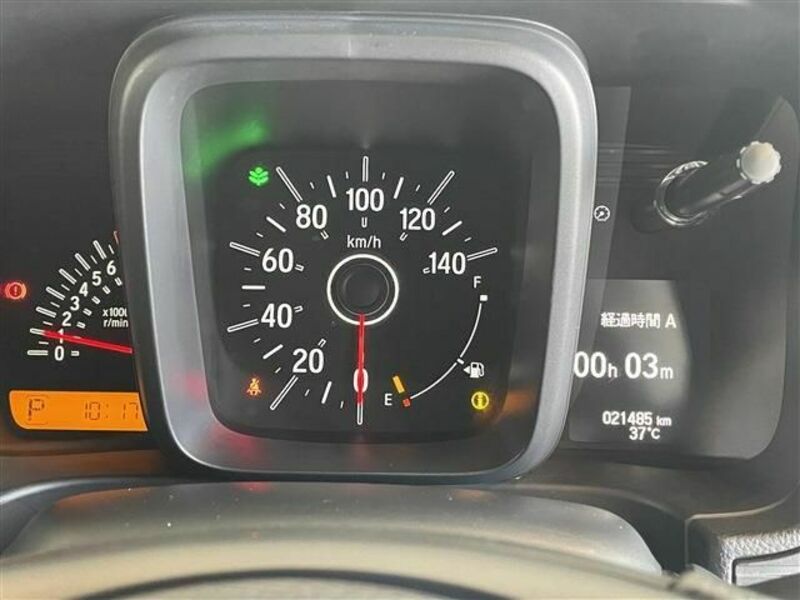 N-VAN