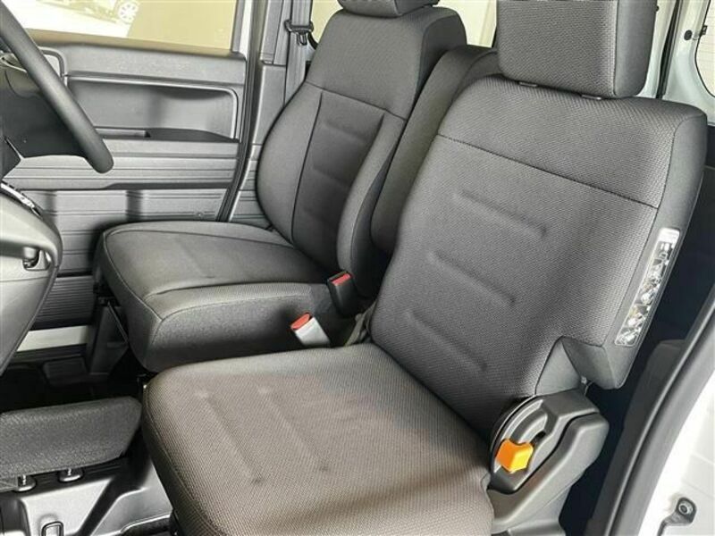 N-VAN