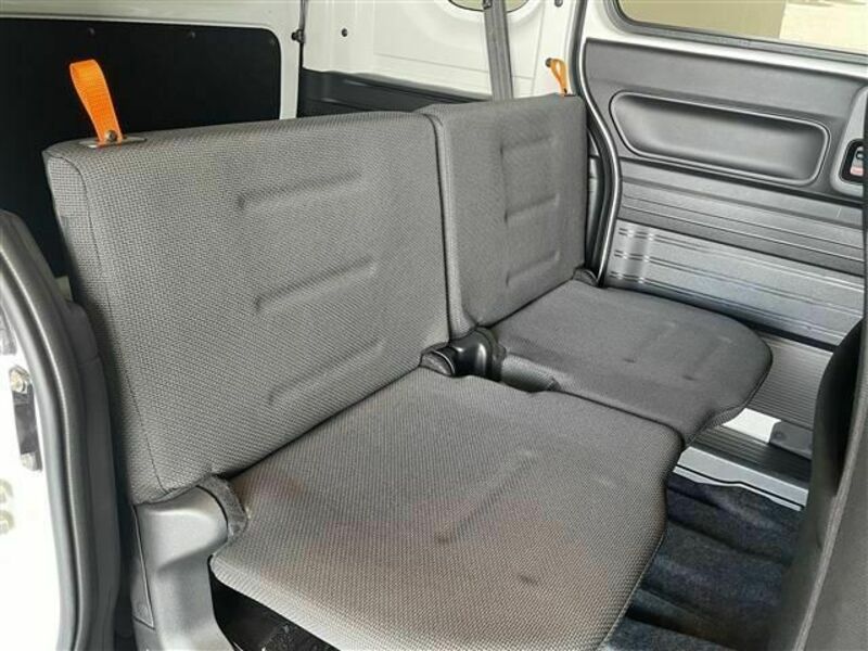 N-VAN