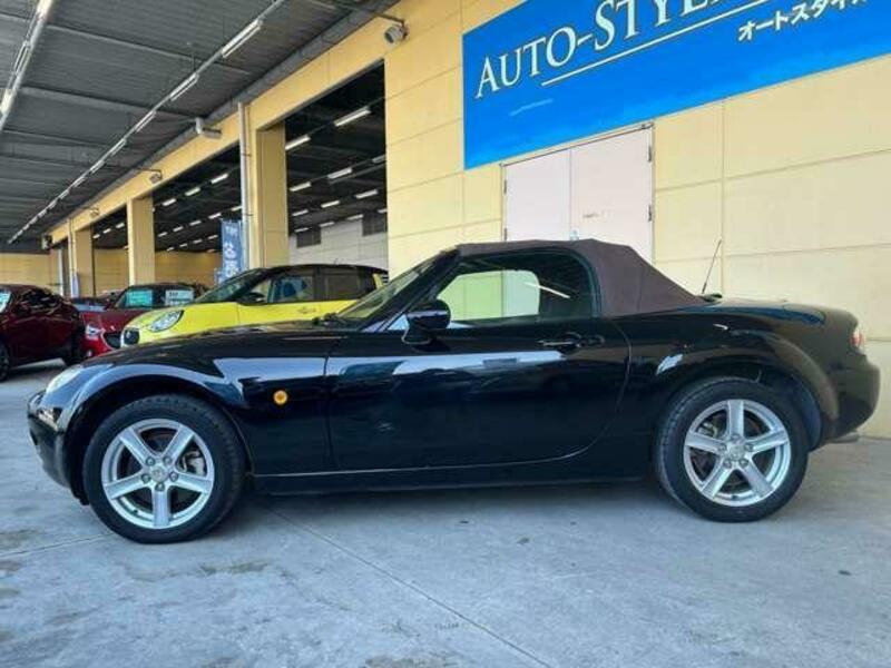 ROADSTER