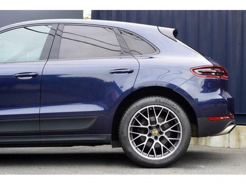 MACAN
