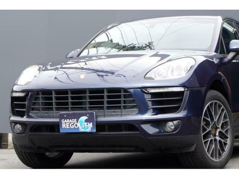 MACAN