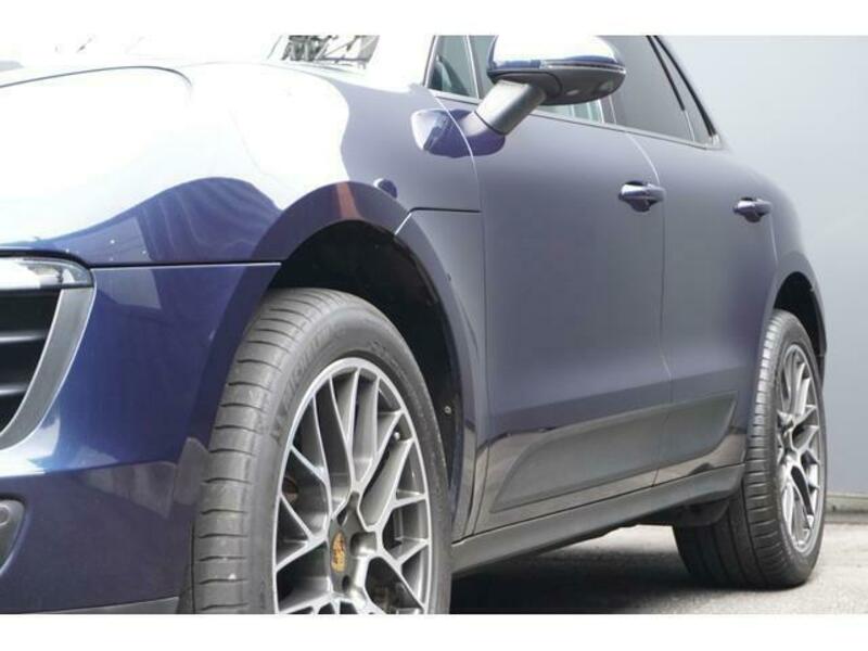 MACAN