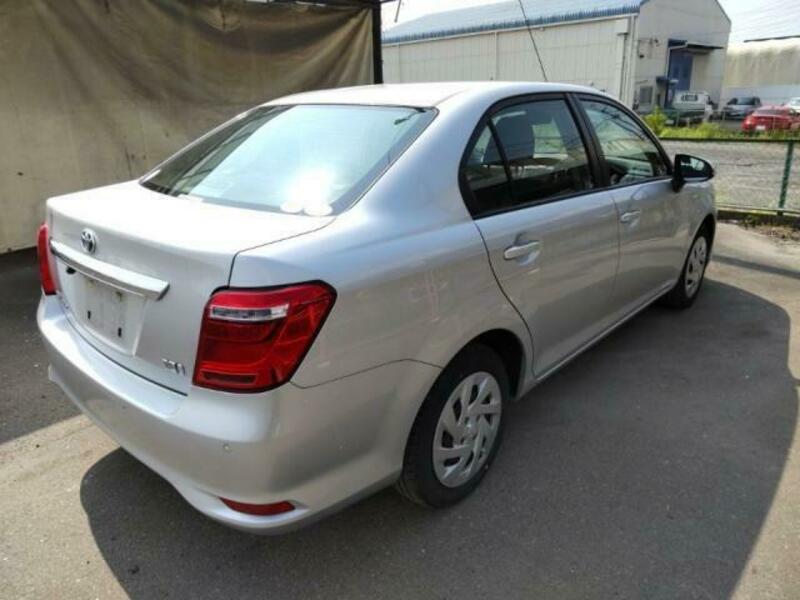 COROLLA AXIO