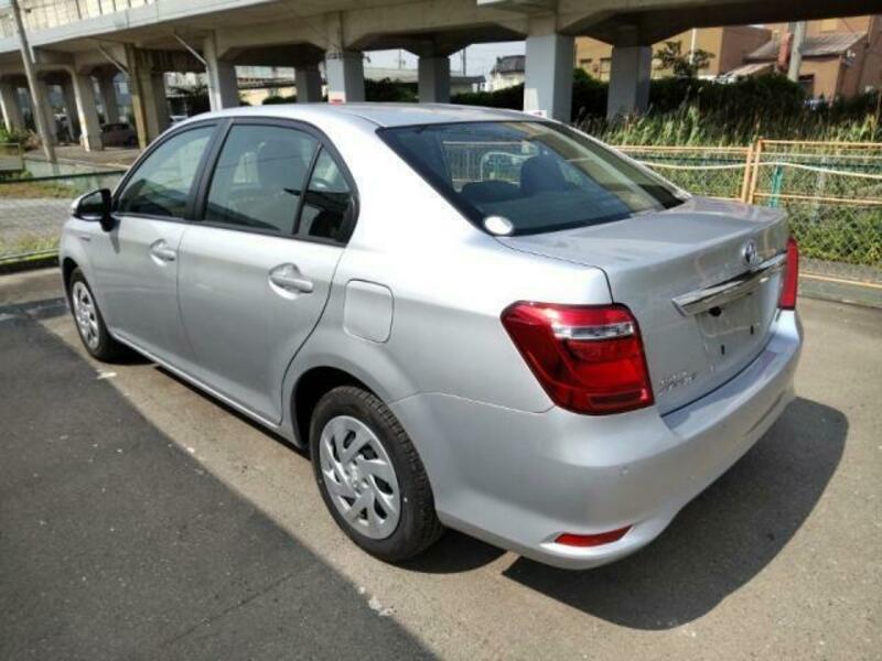 COROLLA AXIO