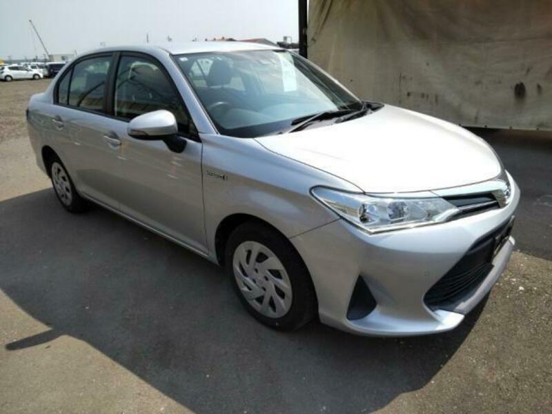 COROLLA AXIO