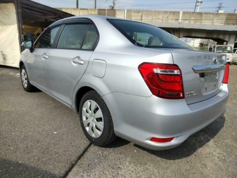 COROLLA AXIO