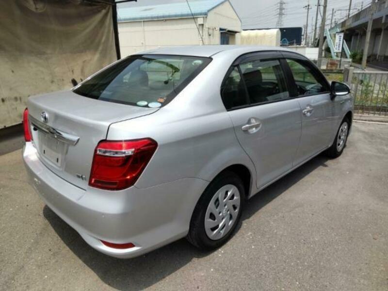 COROLLA AXIO