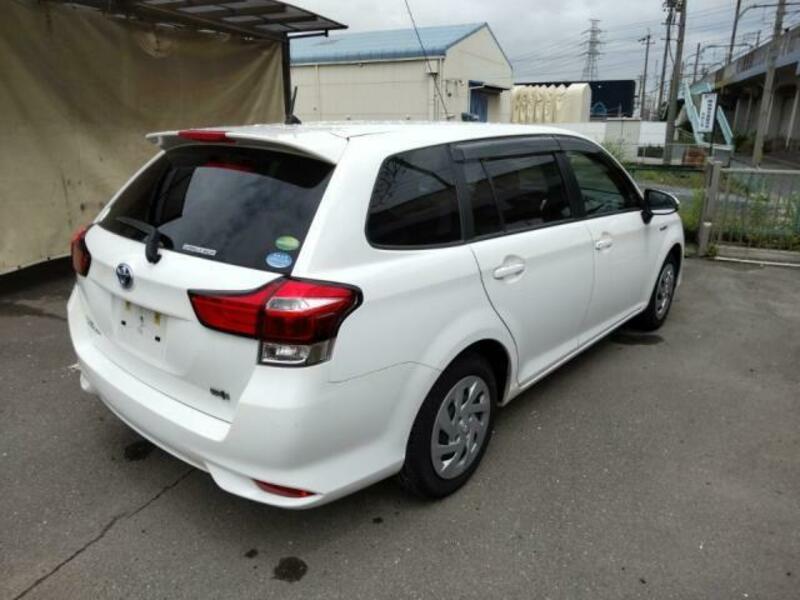 COROLLA FIELDER