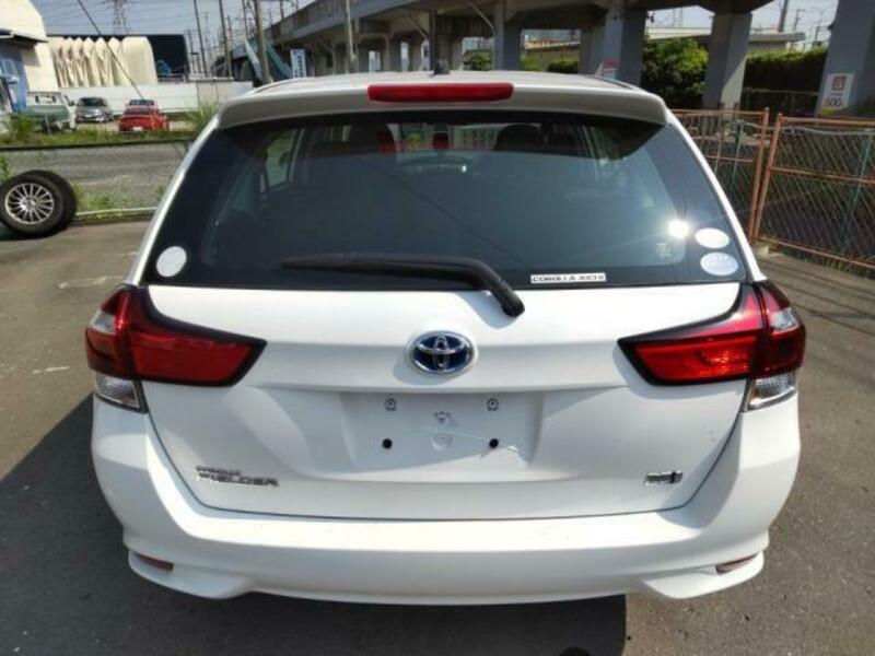 COROLLA FIELDER