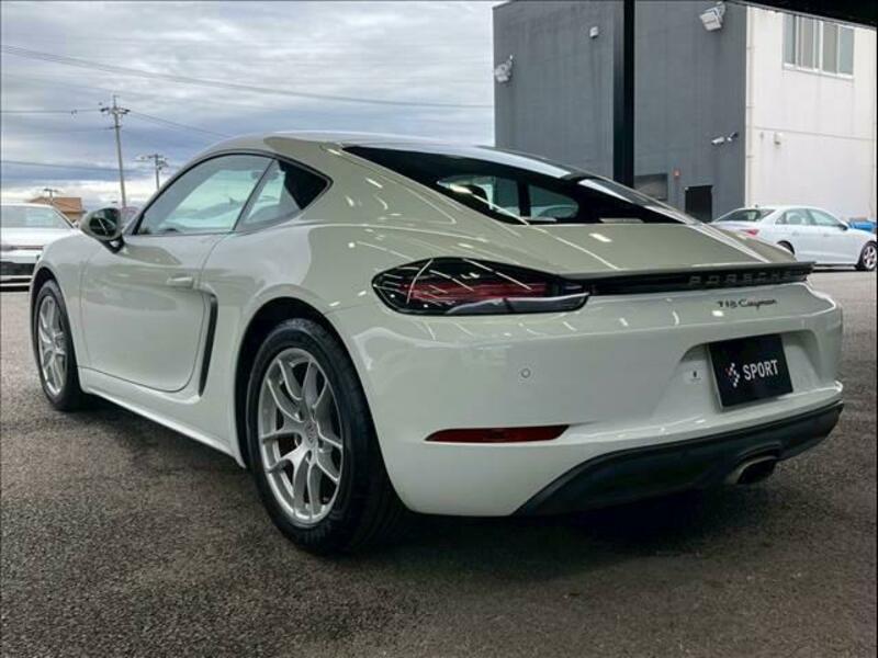 718 CAYMAN