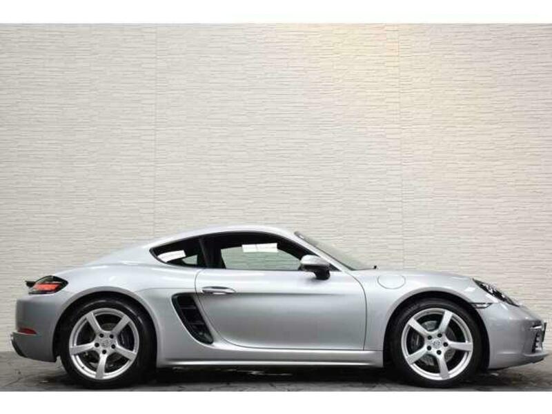 718 CAYMAN