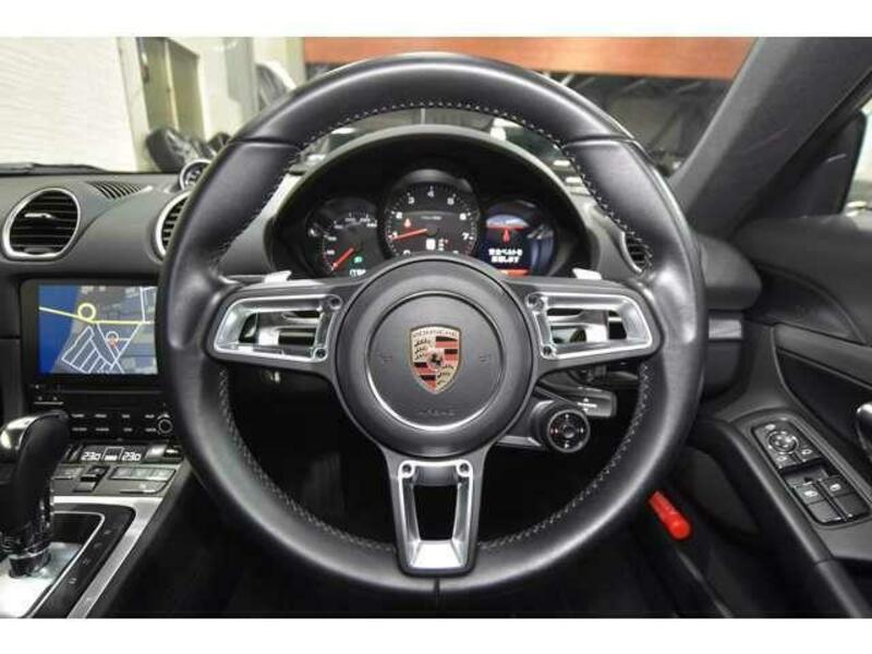 718 CAYMAN