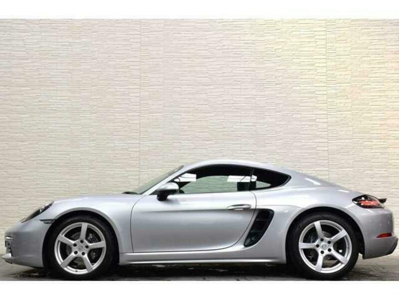 718 CAYMAN