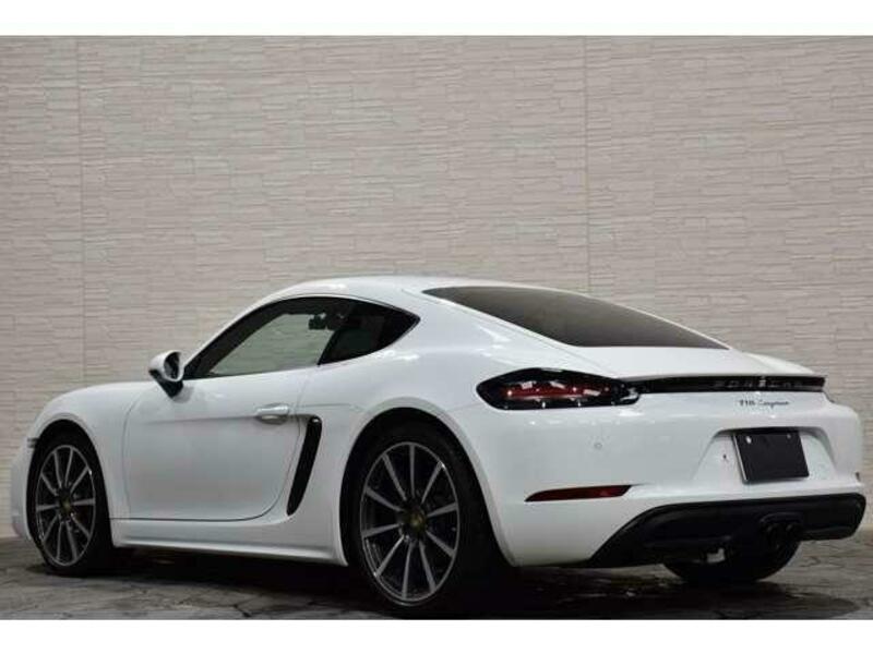 718 CAYMAN