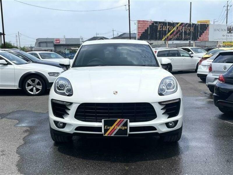 MACAN
