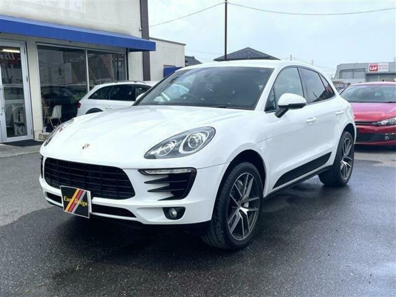 MACAN