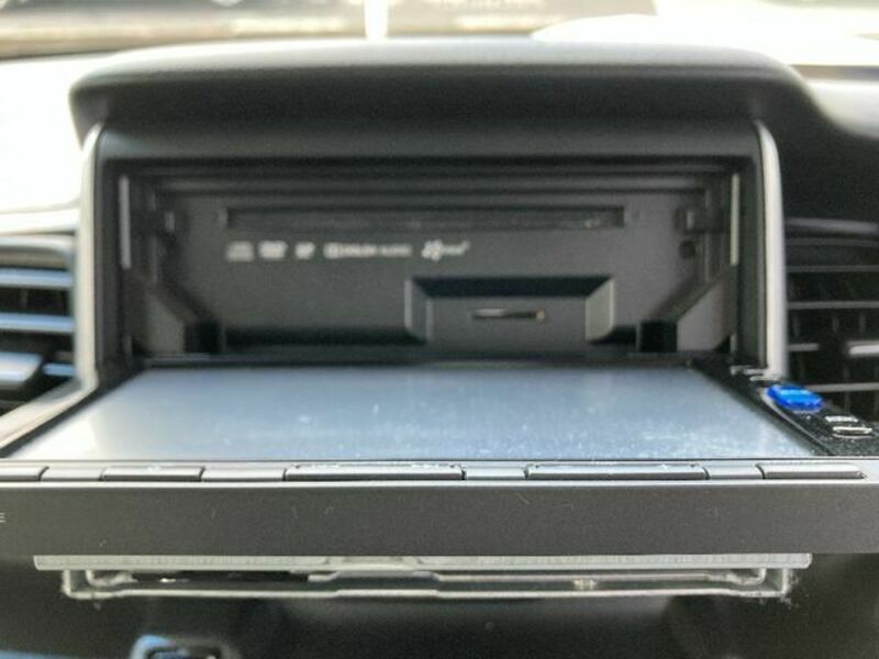 N BOX