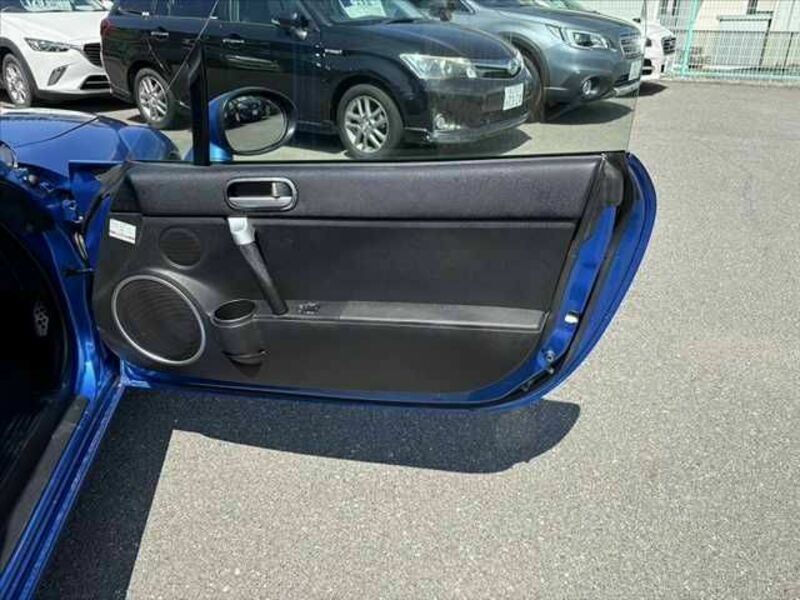 ROADSTER