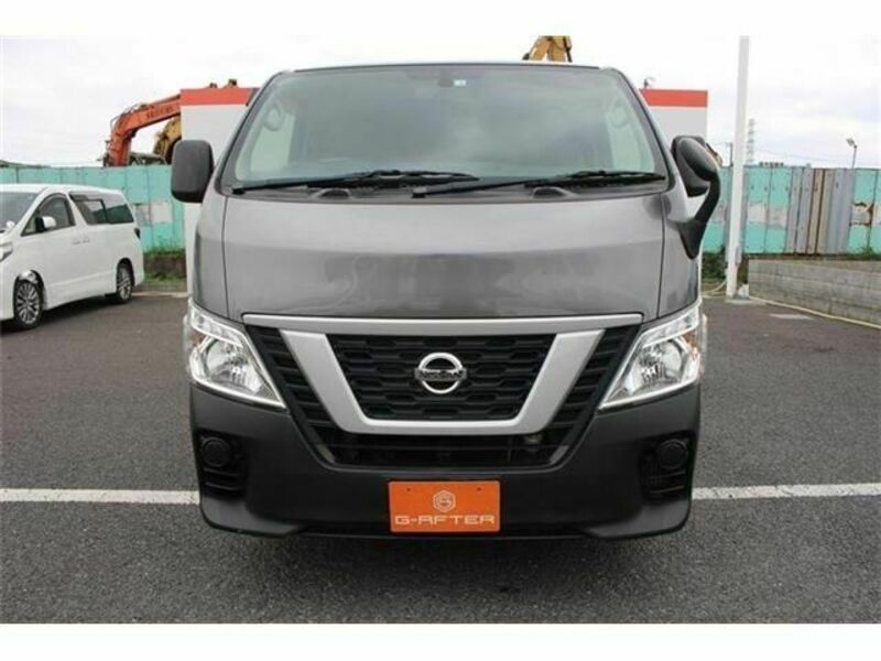 NV350 CARAVAN WAGON
