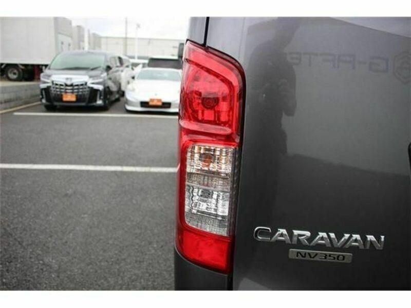 NV350 CARAVAN WAGON
