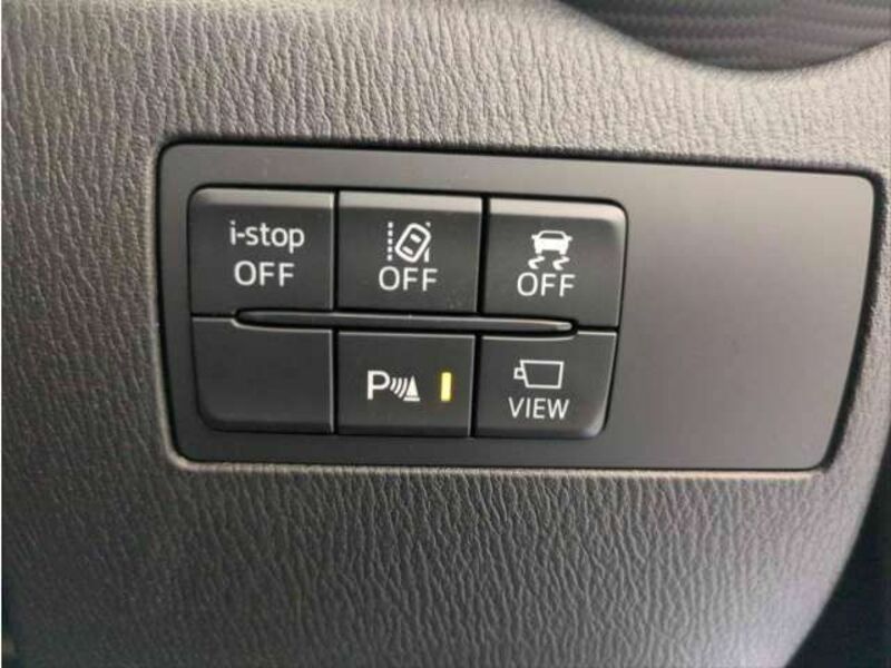 MAZDA2