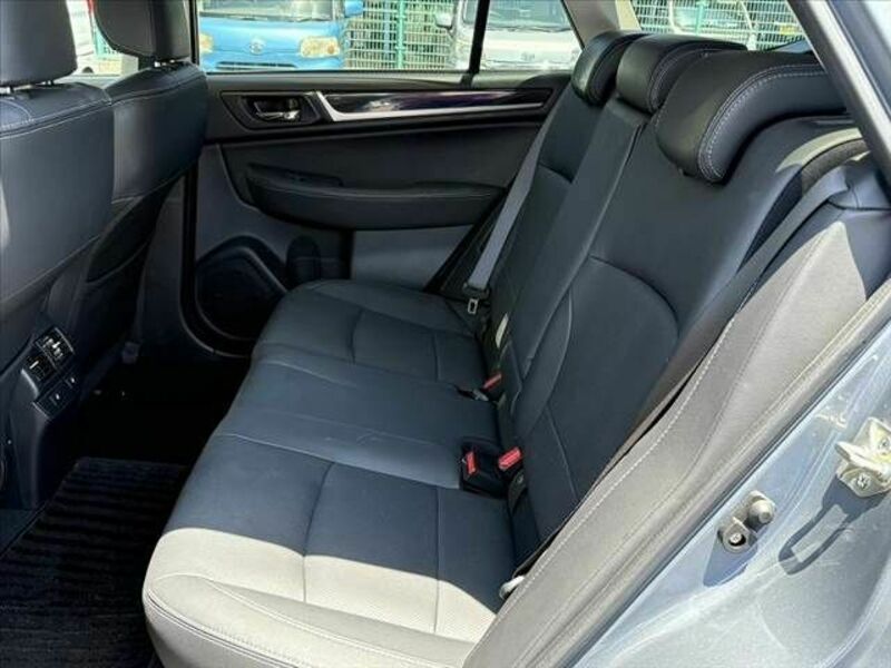 LEGACY OUTBACK