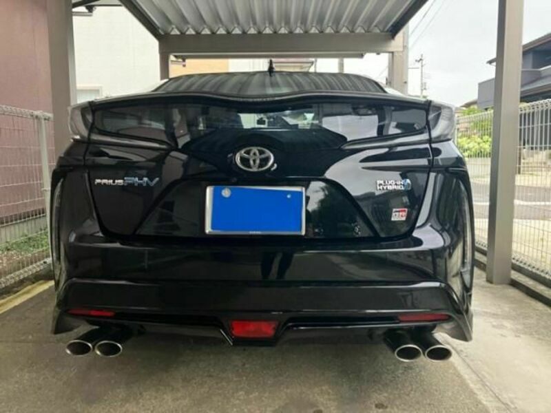 PRIUS PHV