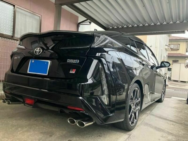 PRIUS PHV