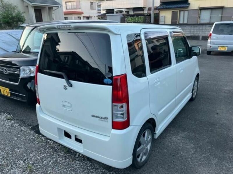 WAGON R