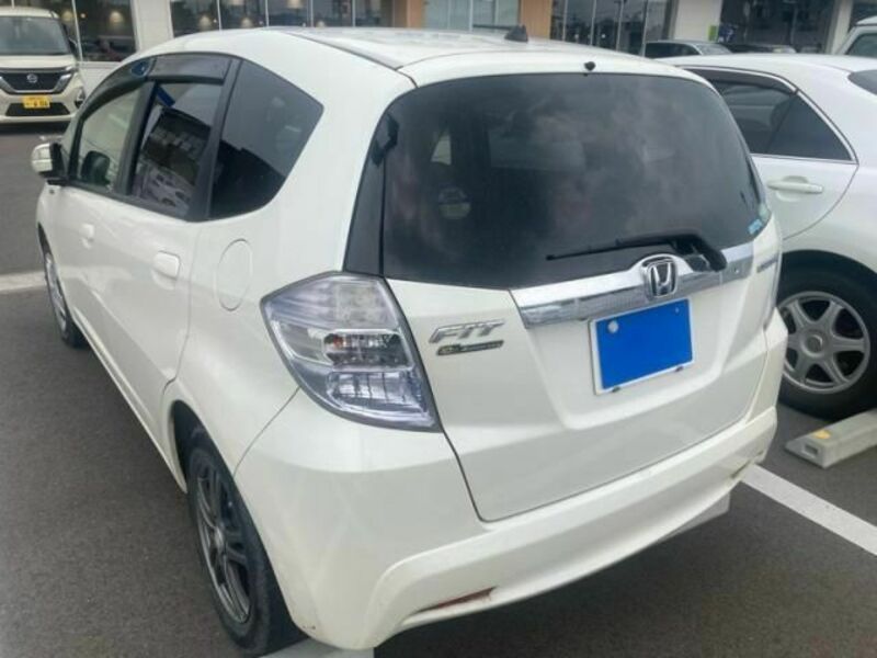 FIT HYBRID