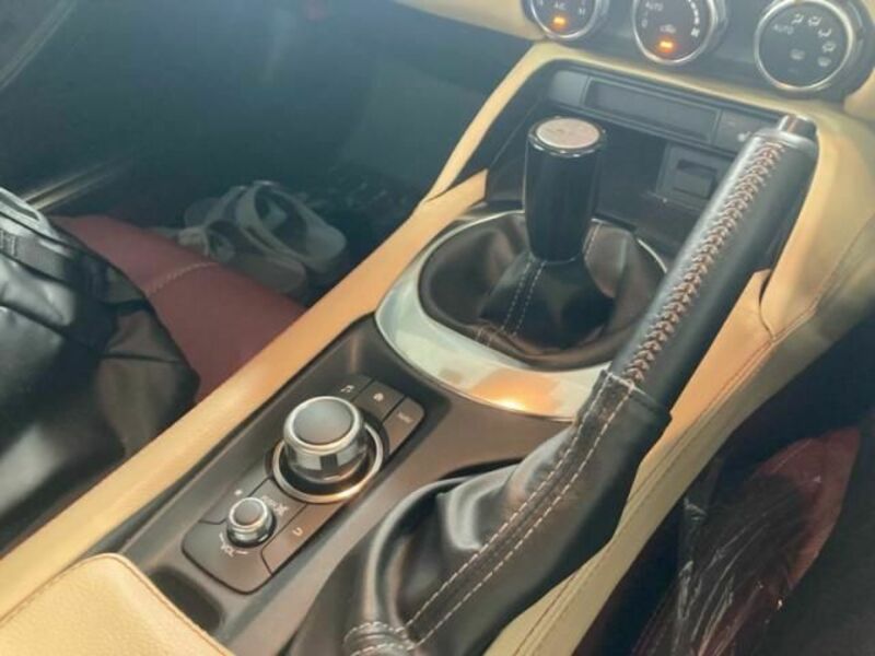 ROADSTER