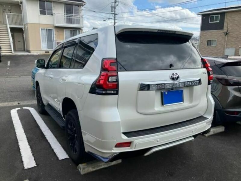 LAND CRUISER PRADO