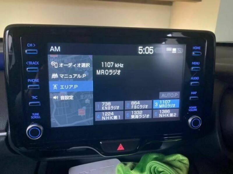 YARIS CROSS