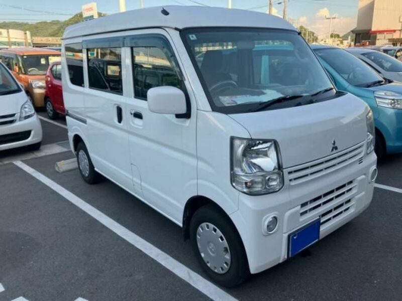 MINICAB VAN