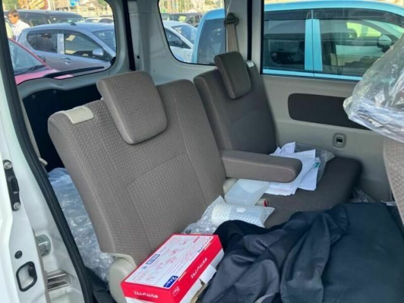 MINICAB VAN