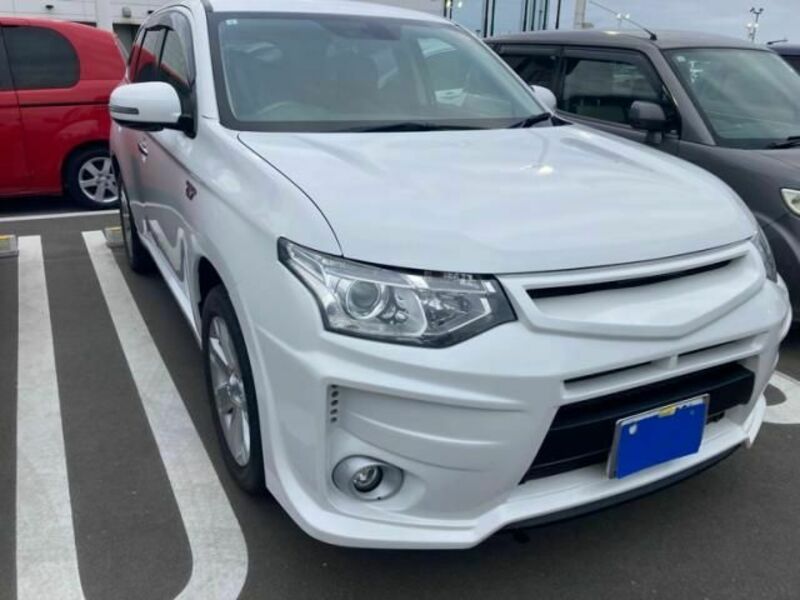 OUTLANDER PHEV