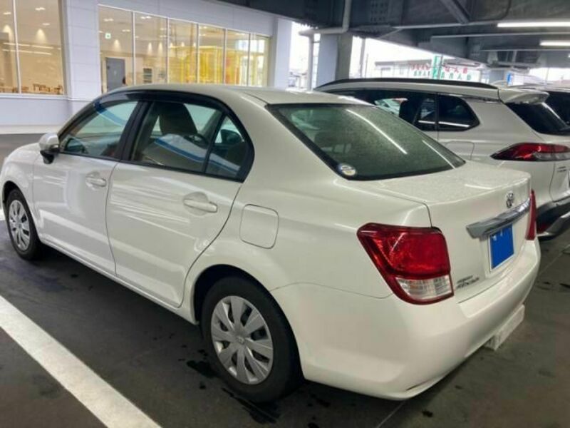 COROLLA AXIO