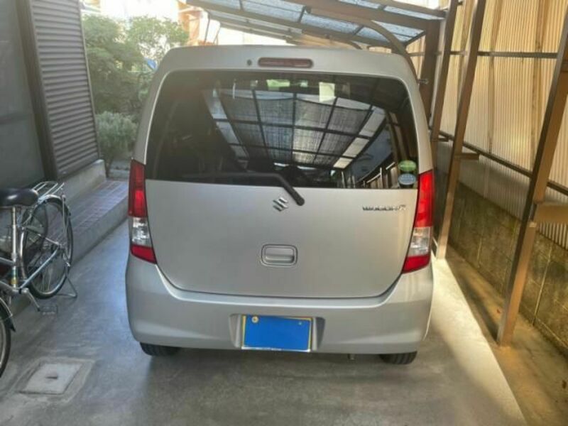 WAGON R