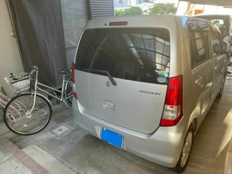 WAGON R