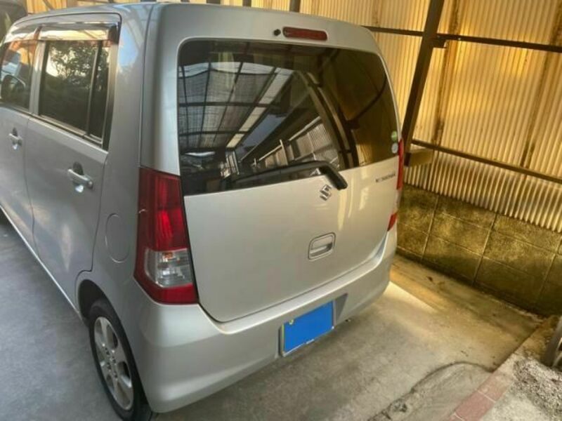 WAGON R