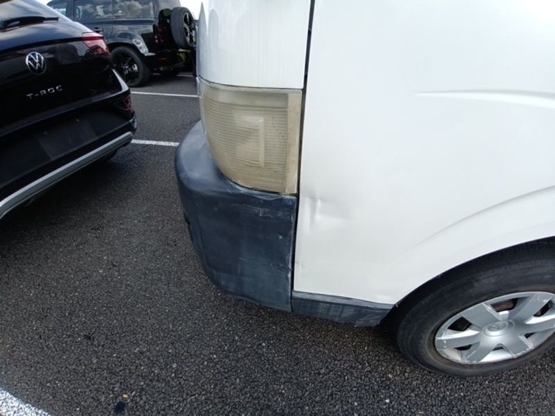 HIACE COMMUTER